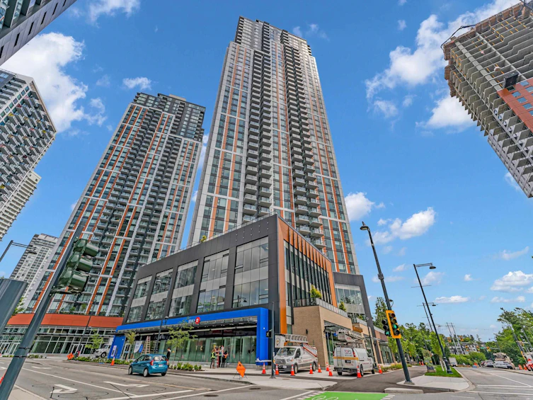 2801-13745 George Junction, Surrey, BC, V3T 0V8 - 23