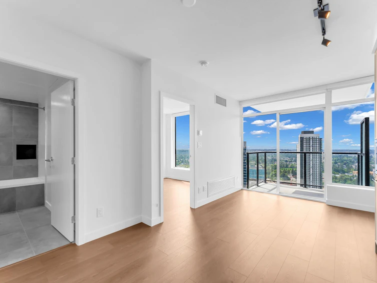 2801-13745 George Junction, Surrey, BC, V3T 0V8 - 9
