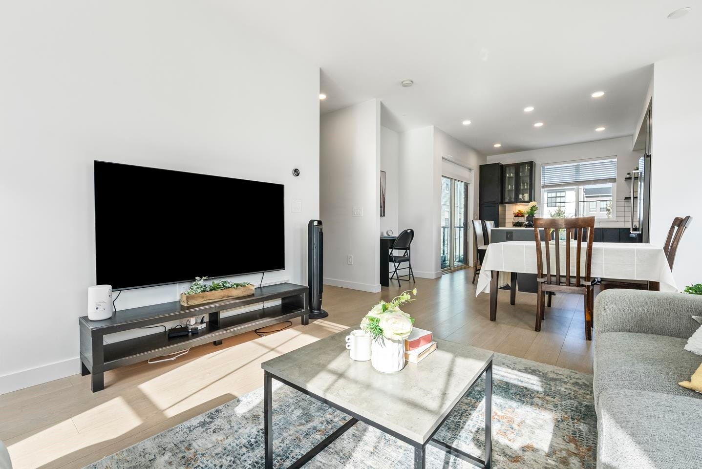 72-2774 Montrose Avenue - 4