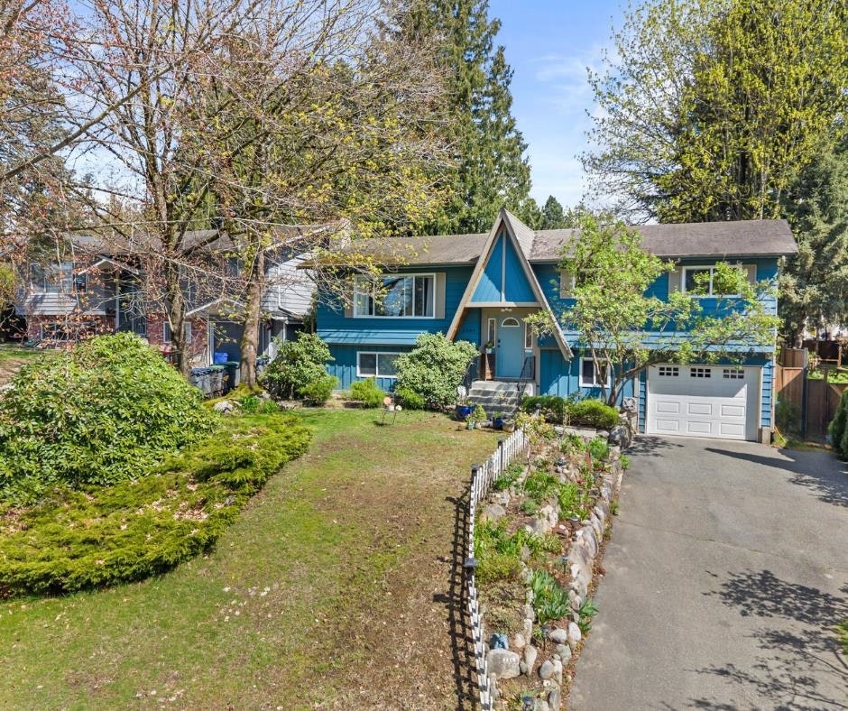 5866 179a Street, Surrey, BC, V3S 4K3