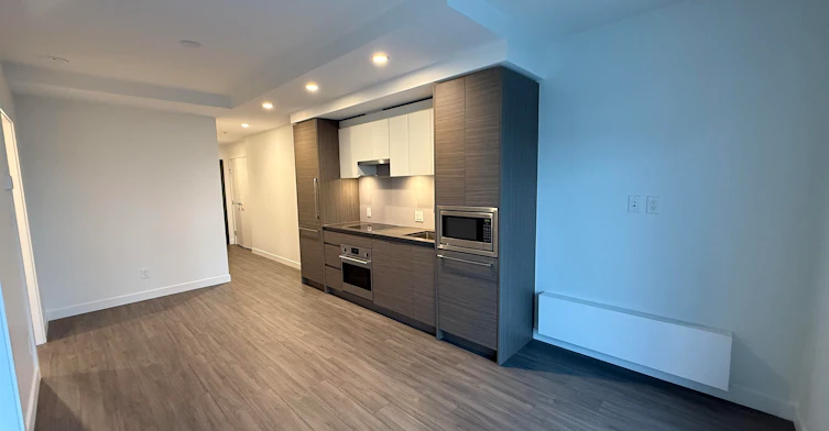 512-13615 Fraser Highway, Surrey, BC, V3T 0P7 - 5