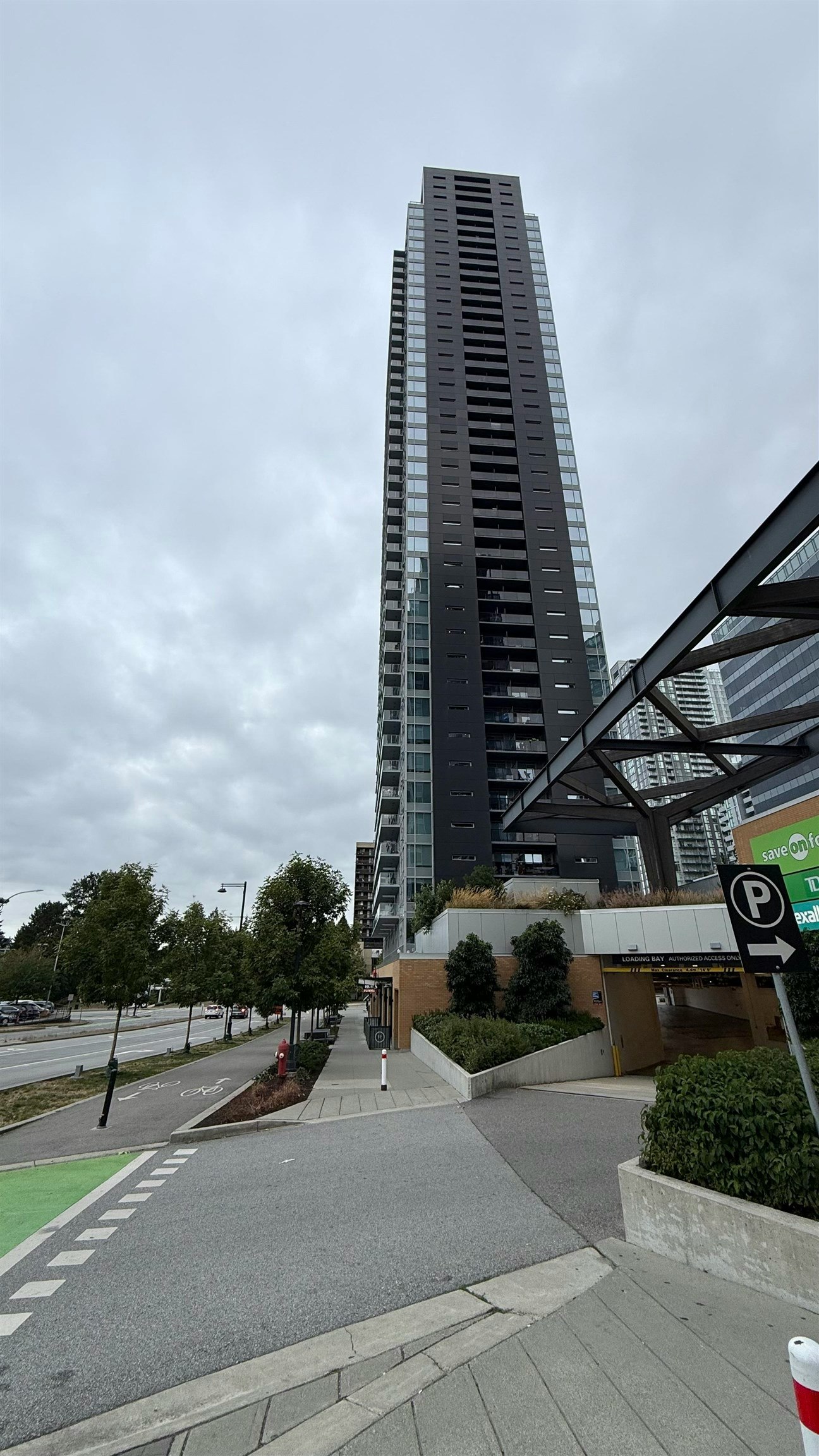 512-13615 Fraser Highway, Surrey, BC, V3T 0P7