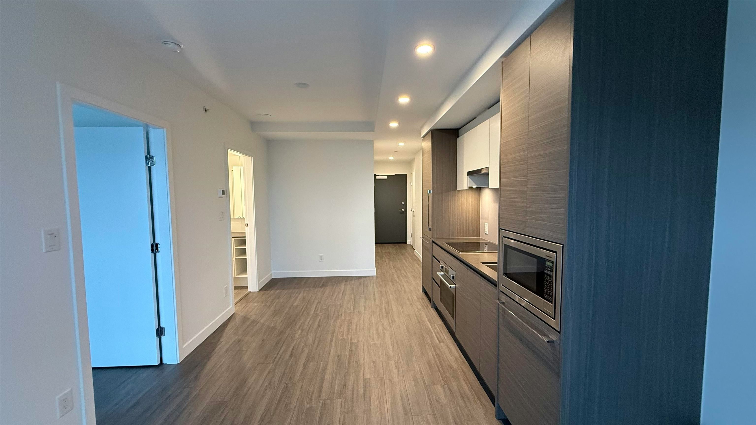 512-13615 Fraser Highway, Surrey, BC, V3T 0P7 - 4