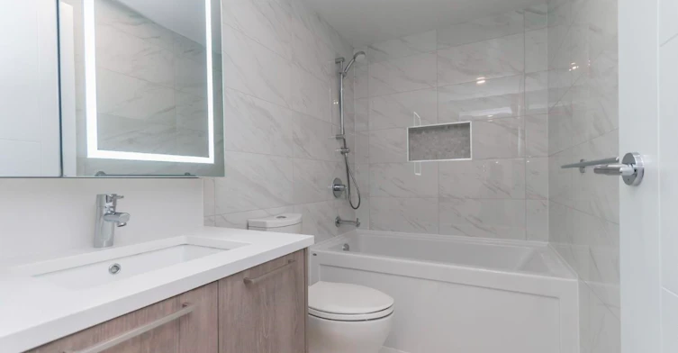 6398 Silver Avenue, Burnaby, BC, V5H 0K7 - 7