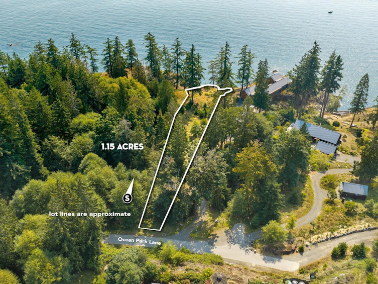 923 Ocean Park Lane, Bowen Island, BC, V0N 1G2 - 2