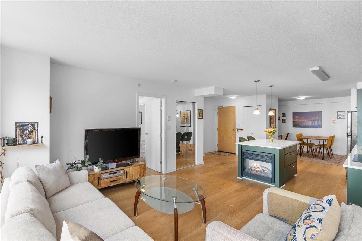 310-1155 Seymour Street, Vancouver, BC, V6B 1K2 - 7