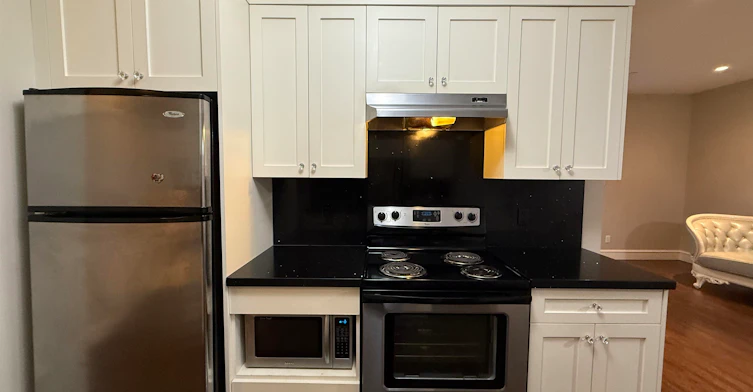 Basement Suite-1498 Palmerston Avenue, West Vancouver, BC, V7T 2H7 - 6