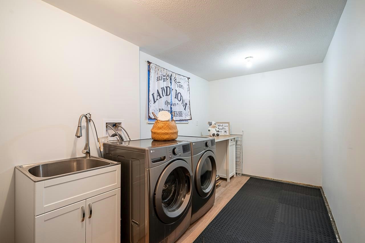 26567 28a Avenue, Langley, BC, V4W 3A7 - 31