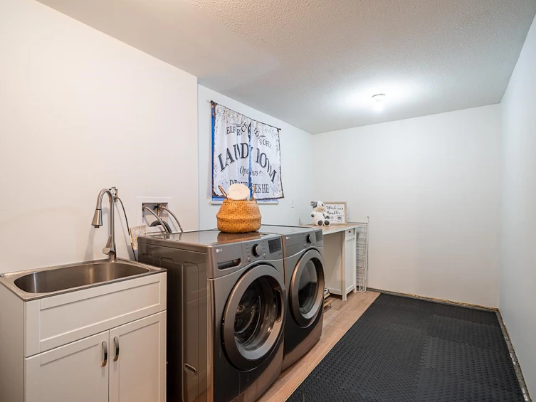 26567 28a Avenue, Langley, BC, V4W 3A7 - 31