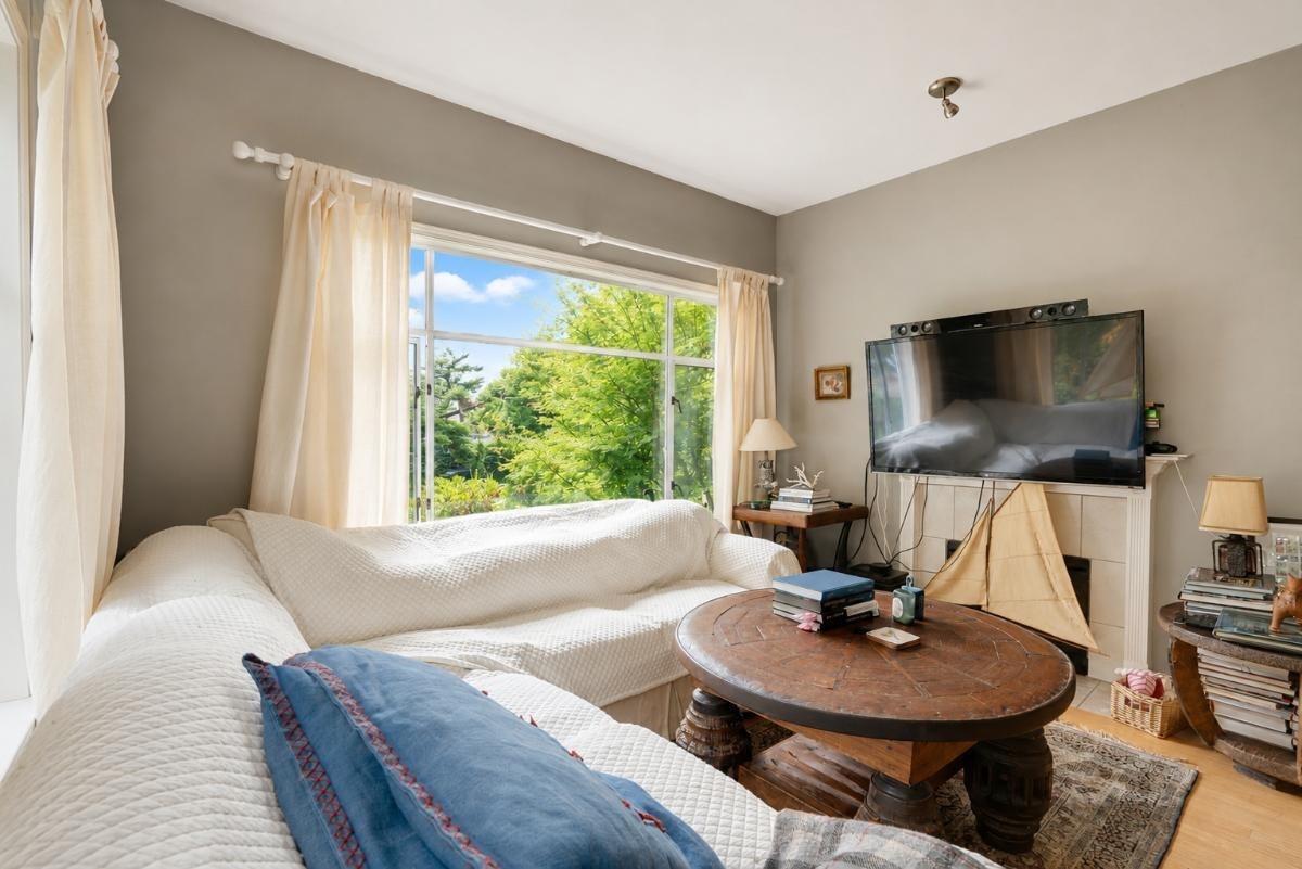 1903 W 14th Avenue, Vancouver, BC, V6J 2K1 - 13