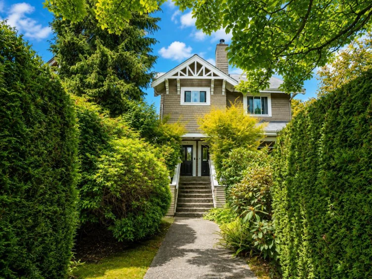 1903 W 14th Avenue, Vancouver, BC, V6J 2K1 - 2
