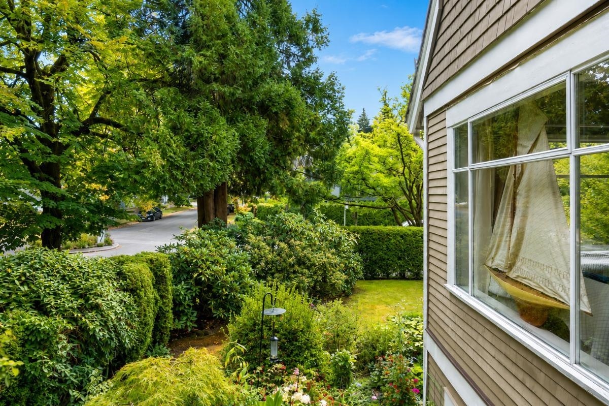1903 W 14th Avenue, Vancouver, BC, V6J 2K1 - 30