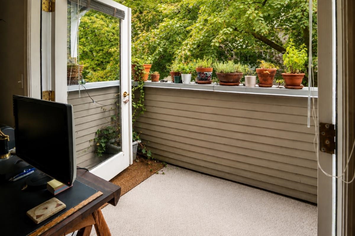 1903 W 14th Avenue, Vancouver, BC, V6J 2K1 - 21