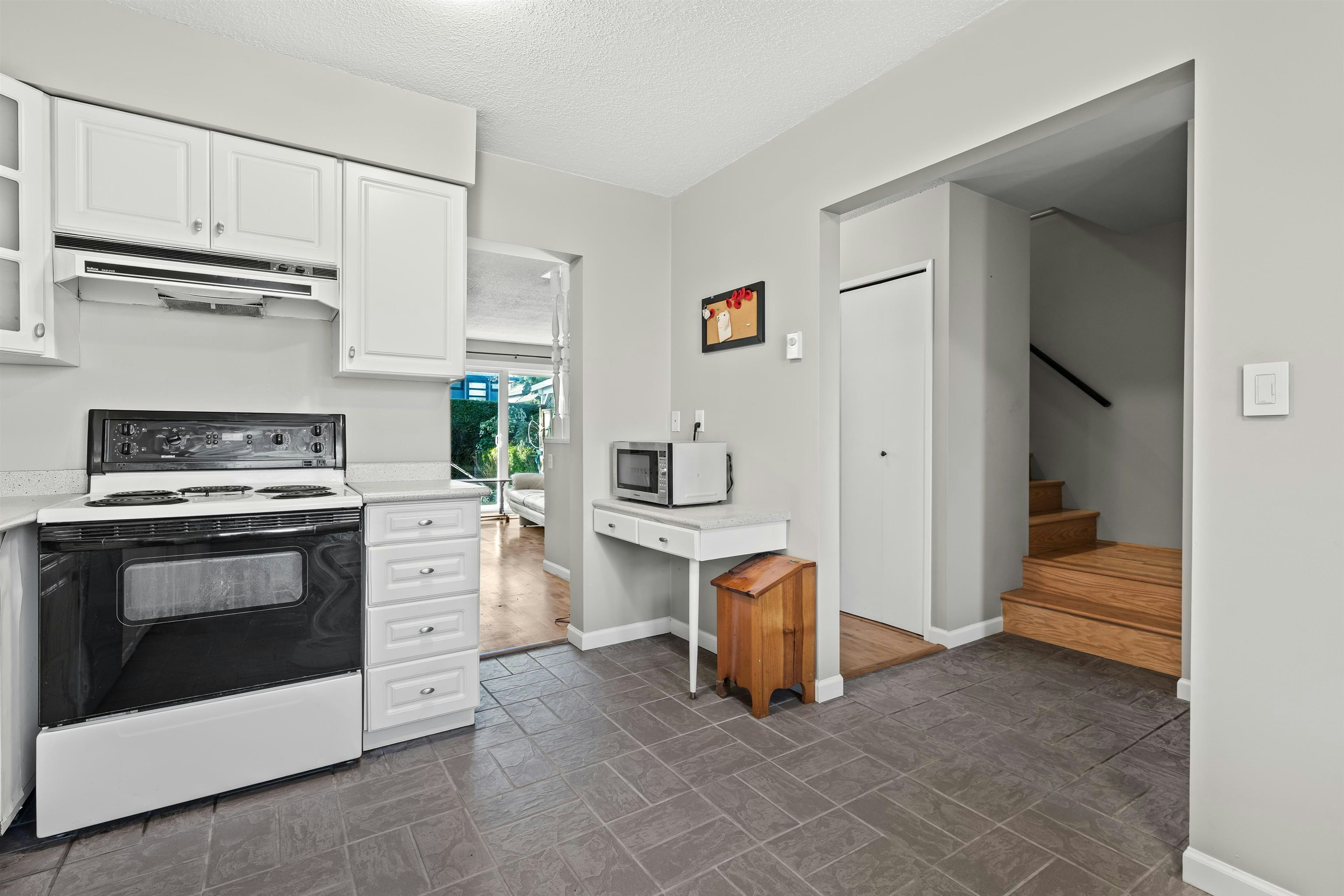 42-3151 Springfield Drive, Richmond, BC, V7E 1Y9 - 8