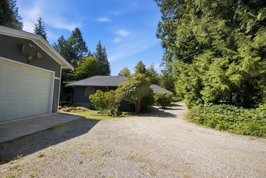 7321 Redrooffs Road, Halfmoon Bay, BC, V7Z 0T3 - 37