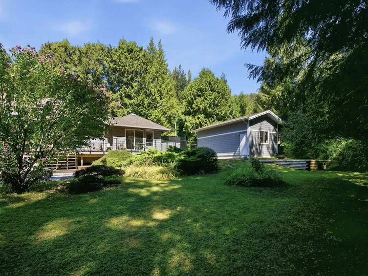 7321 Redrooffs Road, Halfmoon Bay, BC, V7Z 0T3 - 34