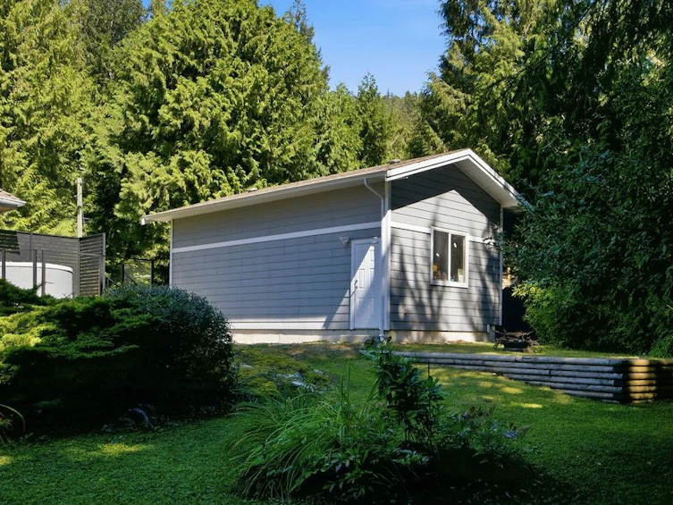 7321 Redrooffs Road, Halfmoon Bay, BC, V7Z 0T3 - 35