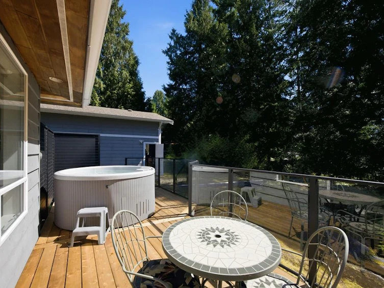 7321 Redrooffs Road, Halfmoon Bay, BC, V7Z 0T3 - 29