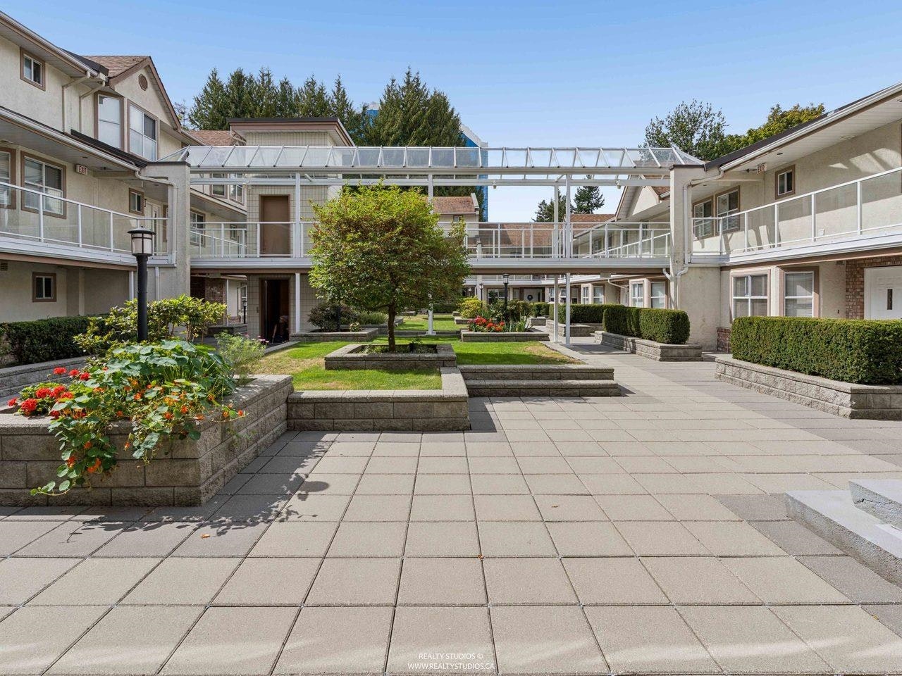21-5575 Patterson Avenue, Burnaby, BC, V5H 2M6