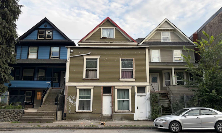 522 E Cordova Street