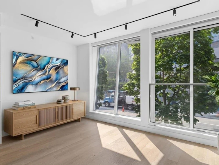 206-1477 W Pender Street, Vancouver, BC, V6G 2S3
