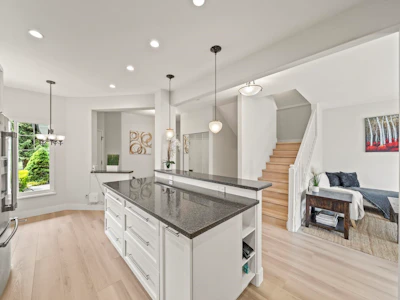 12-1765 Paddock Drive - 5