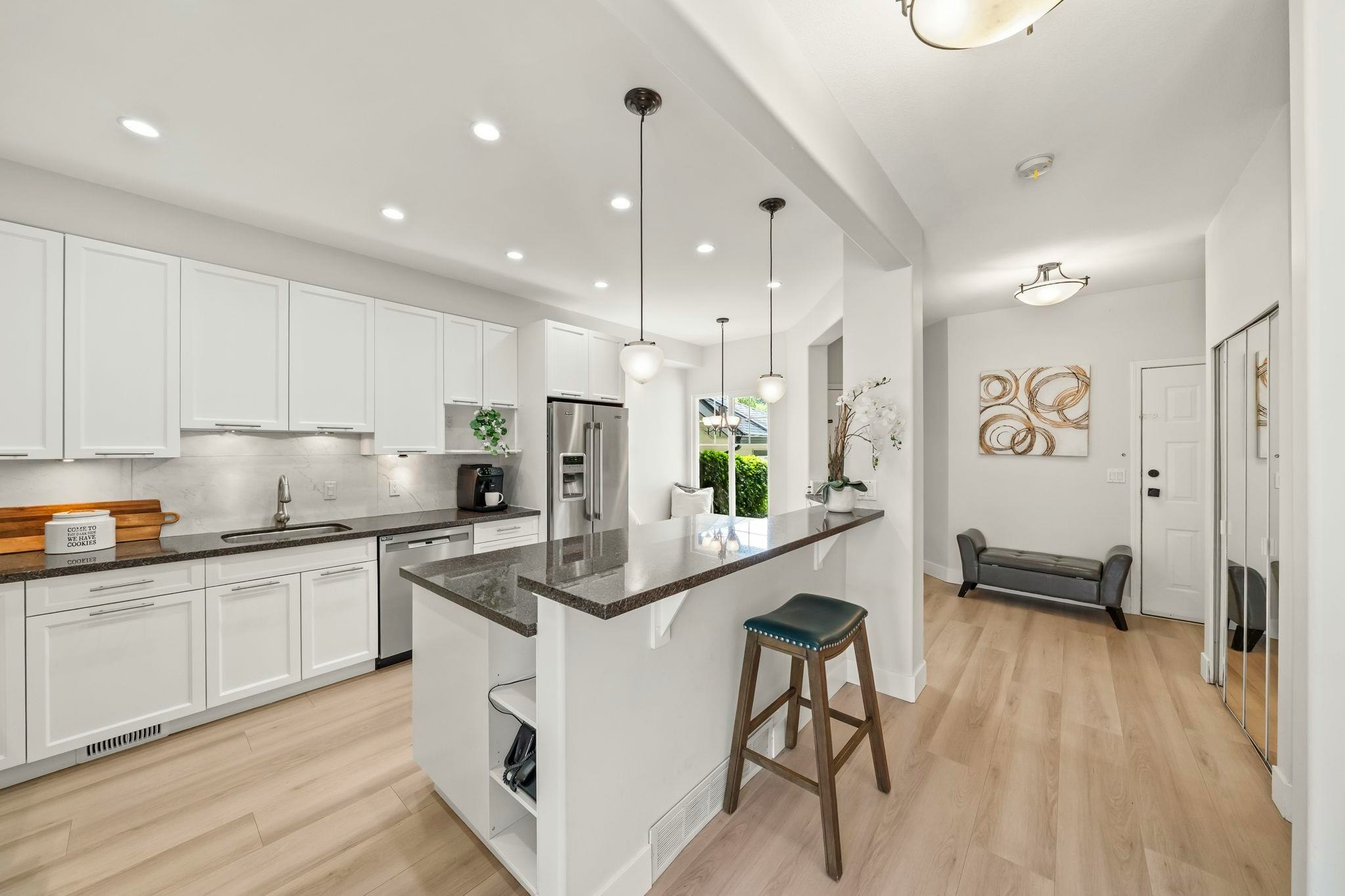 12-1765 Paddock Drive - 4