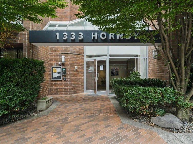 720-1333 Hornby Street, Vancouver, BC, V6Z 2C1 - 2