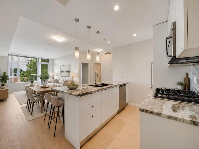 704-2565 Maple Street, Vancouver, BC, V7J 0C8 - 7