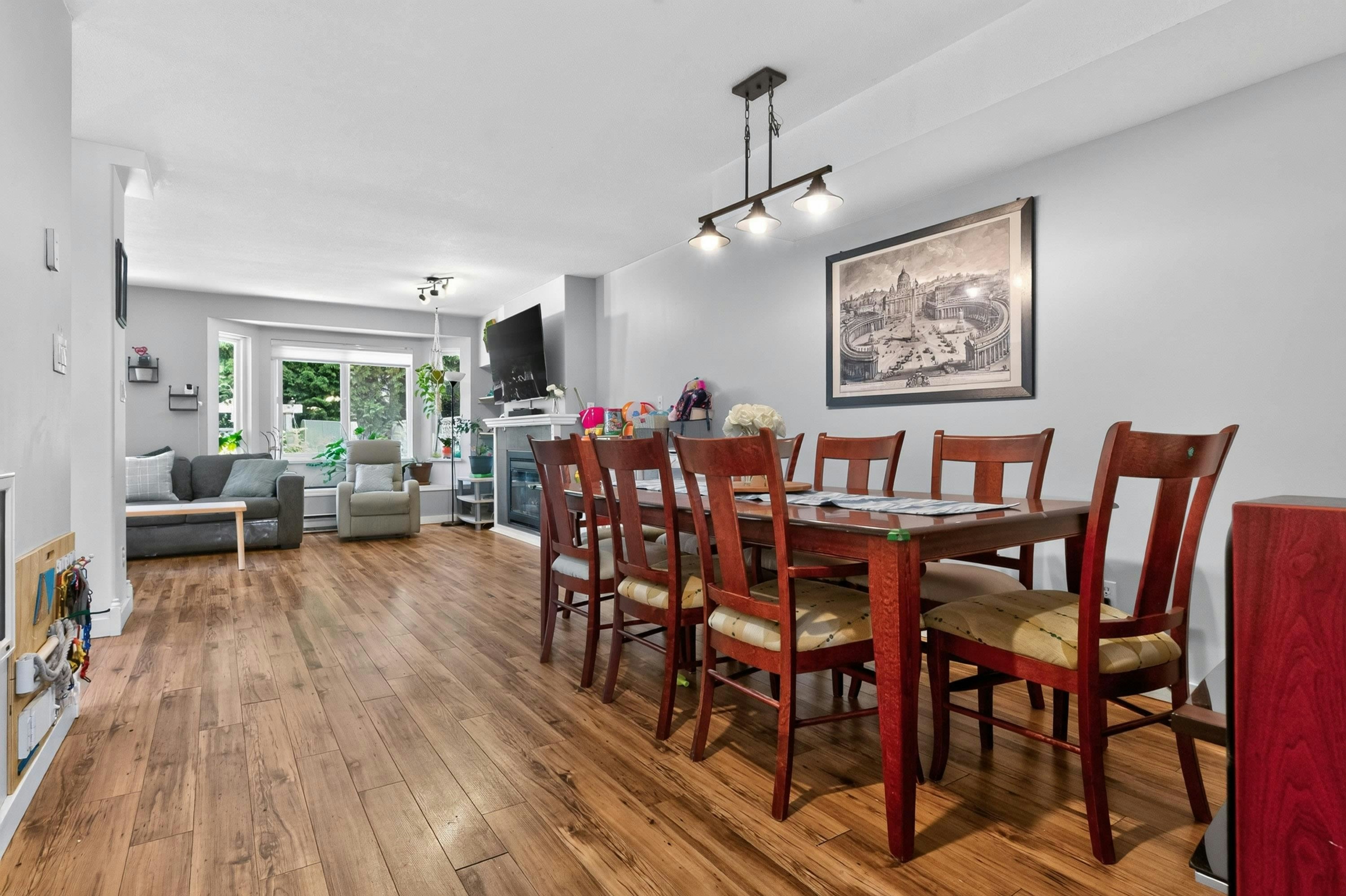 10-11950 232 Street - 4