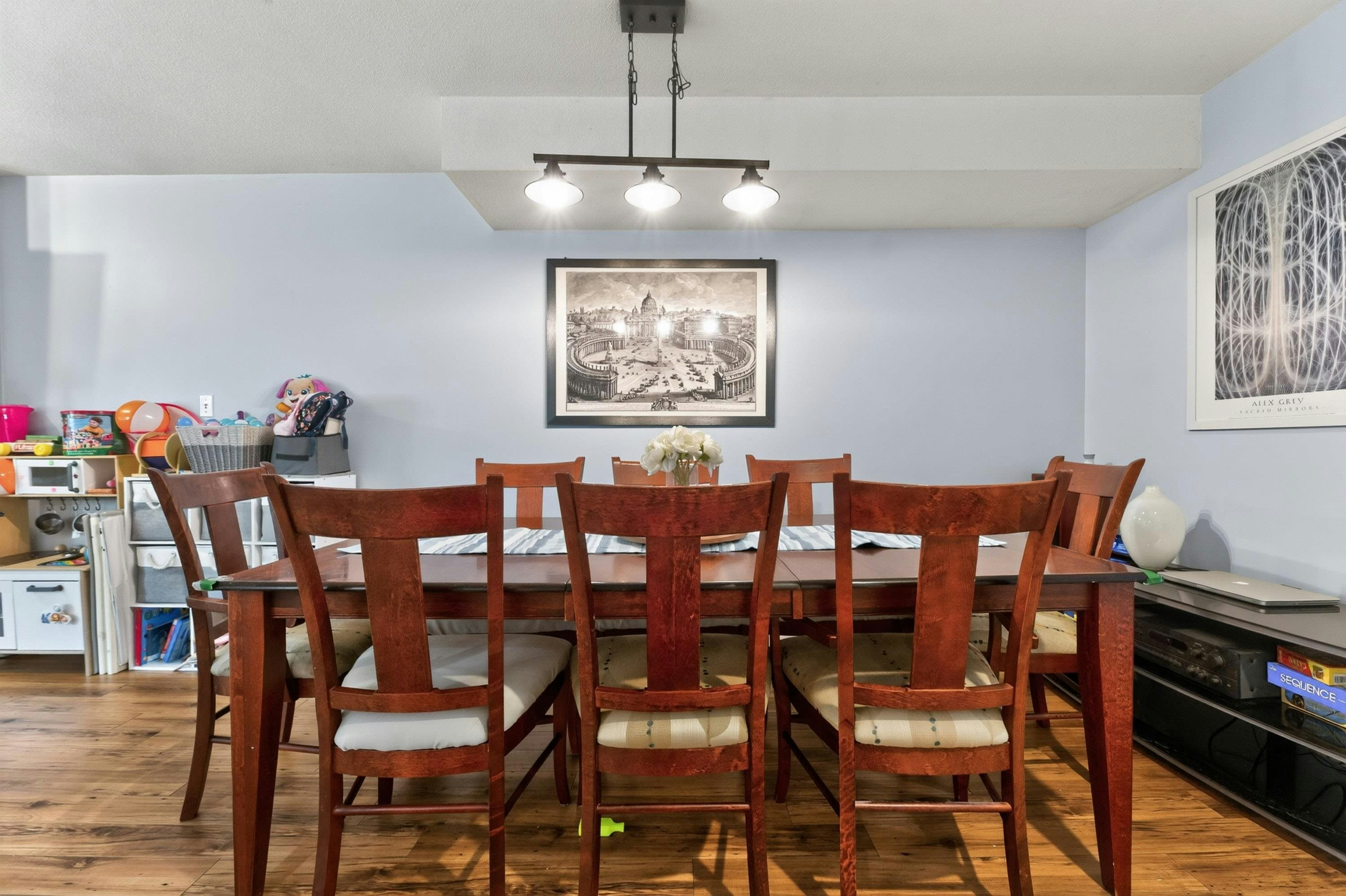 10-11950 232 Street - 5