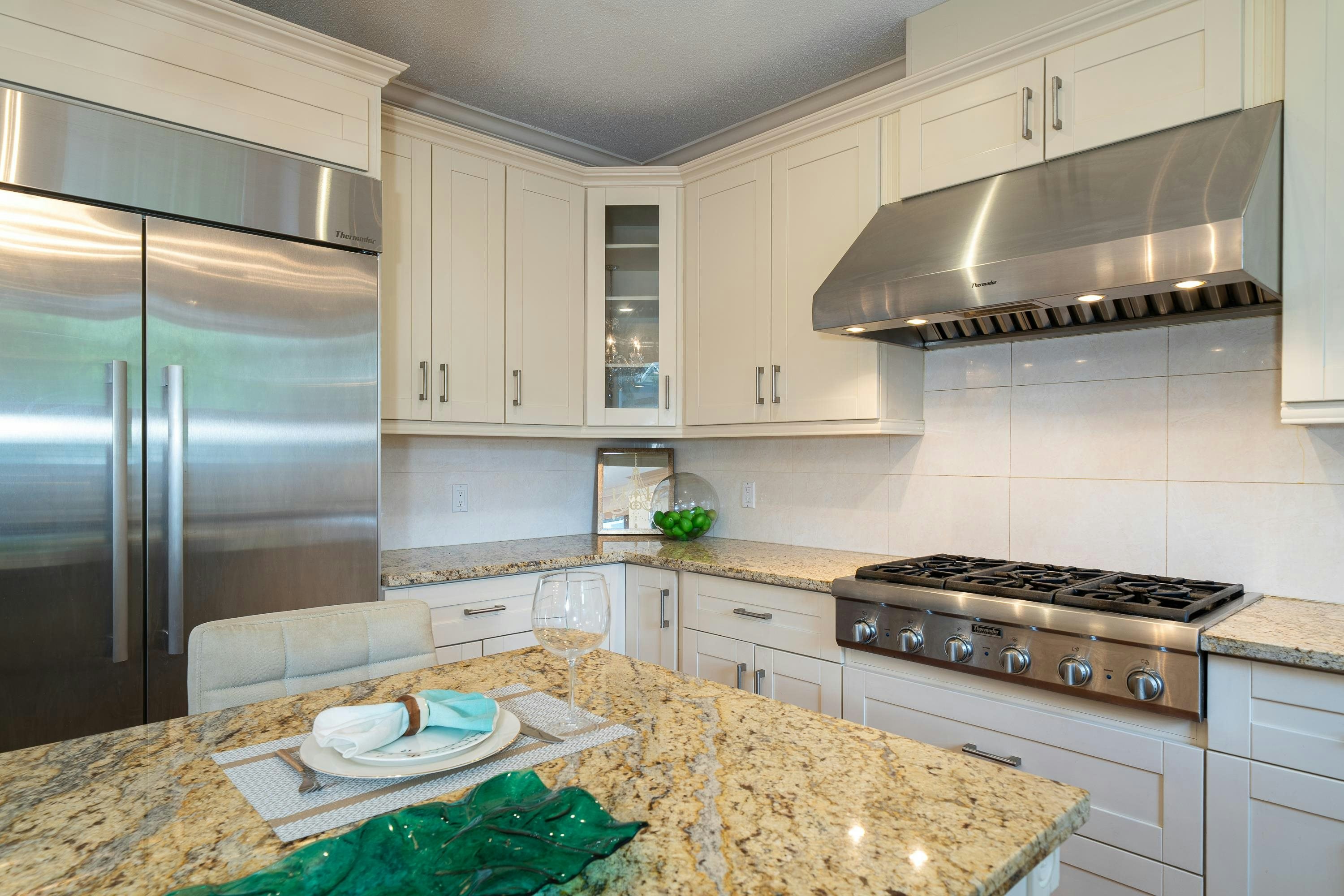 4255 W 15th Avenue, Vancouver, BC, V6R 3A7 - 15