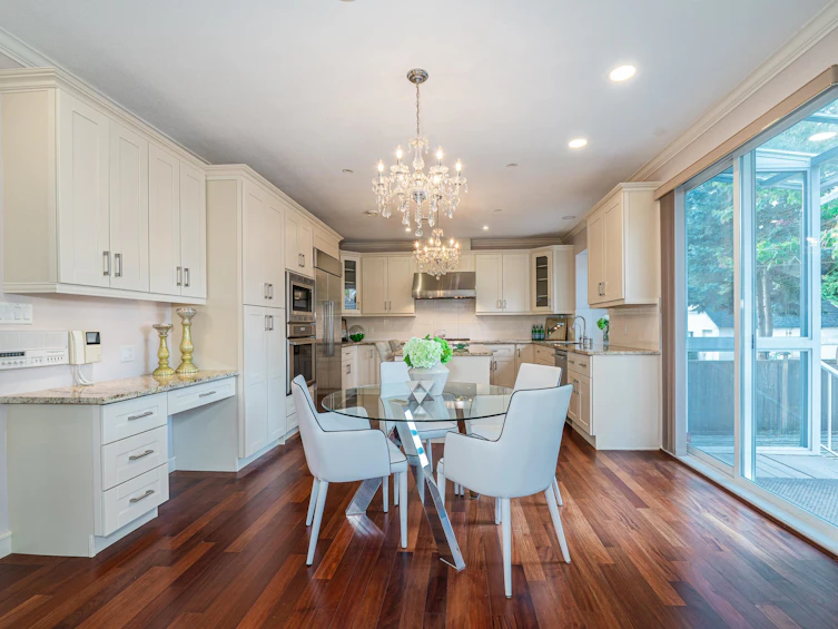 4255 W 15th Avenue, Vancouver, BC, V6R 3A7 - 12