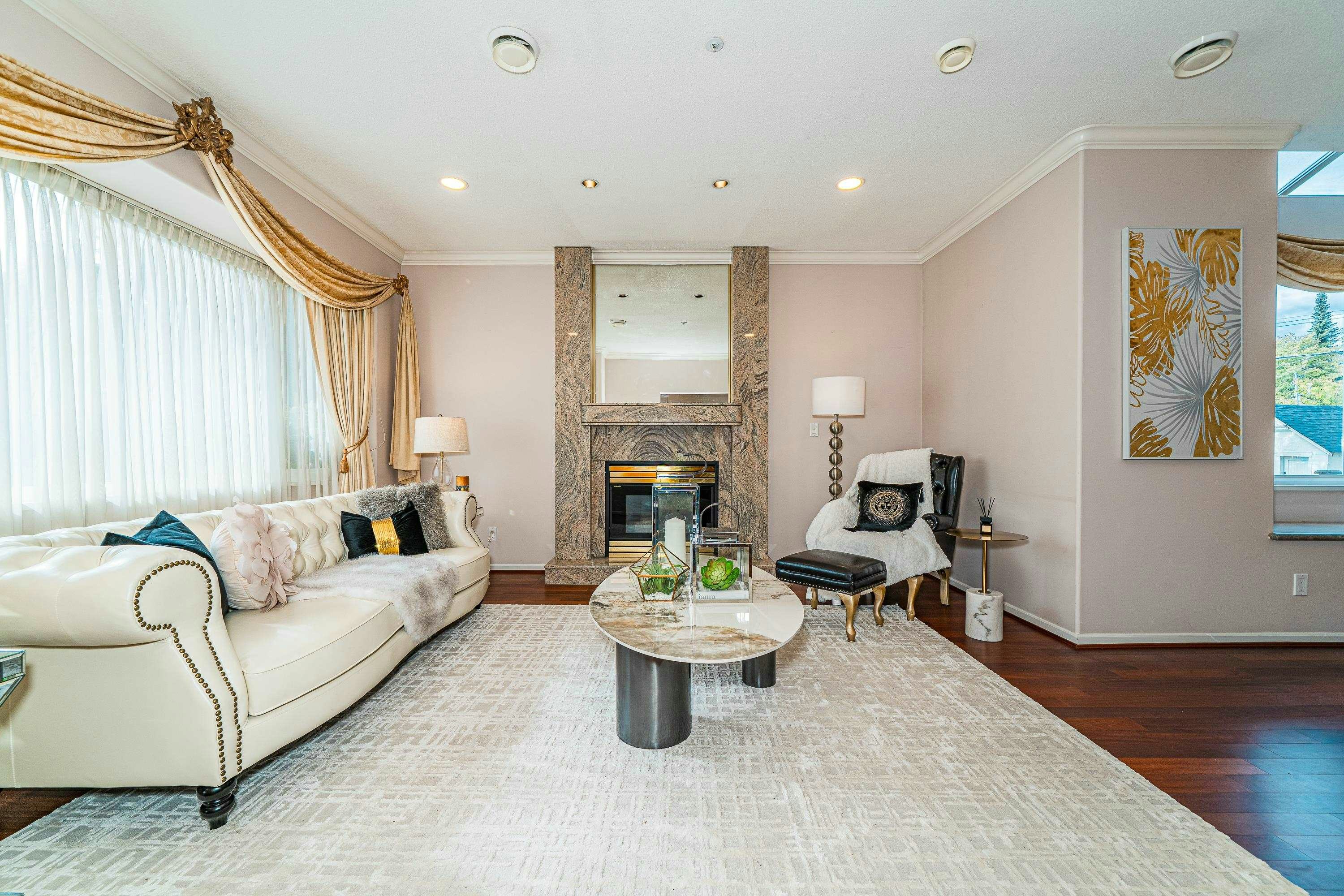 4255 W 15th Avenue, Vancouver, BC, V6R 3A7 - 4