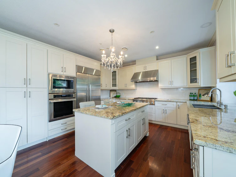4255 W 15th Avenue, Vancouver, BC, V6R 3A7 - 14