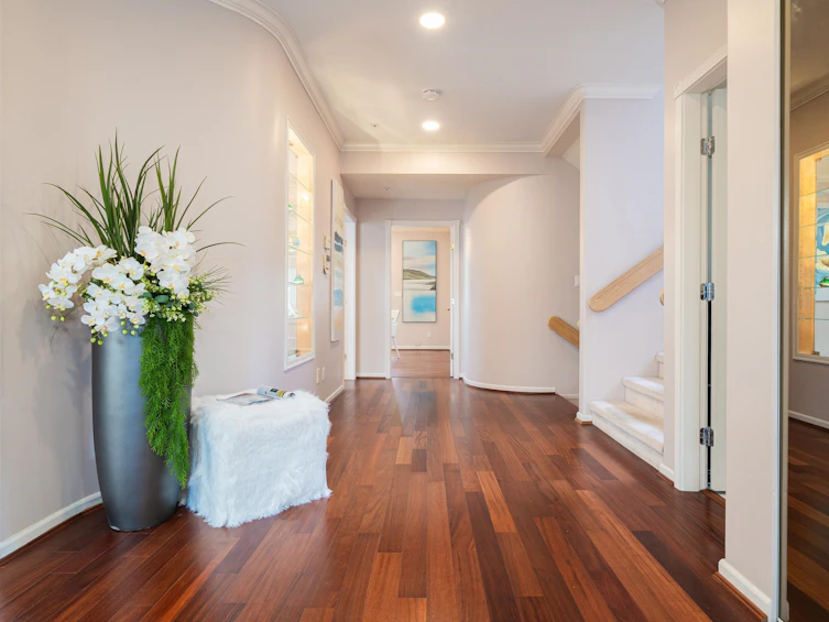 4255 W 15th Avenue, Vancouver, BC, V6R 3A7 - 2