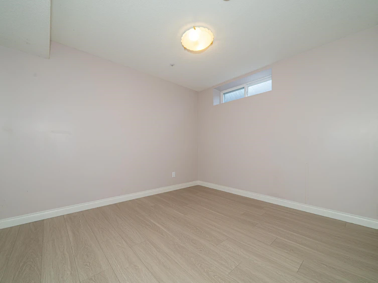 4255 W 15th Avenue, Vancouver, BC, V6R 3A7 - 29