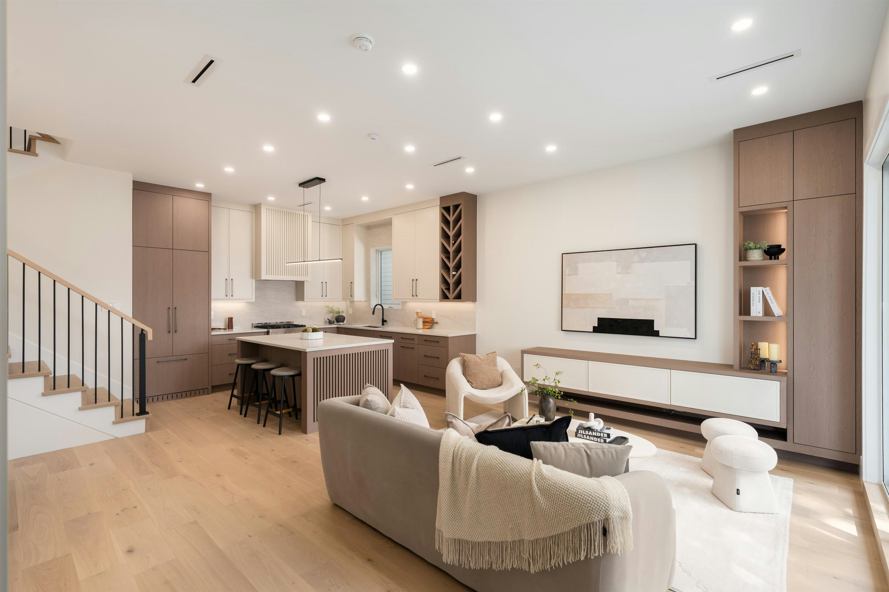 1-4331 Union Street - 3