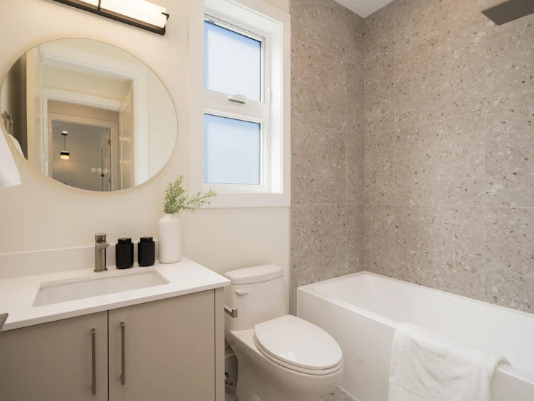 1-4331 Union Street, Burnaby, BC, V5C 2X5 - 21