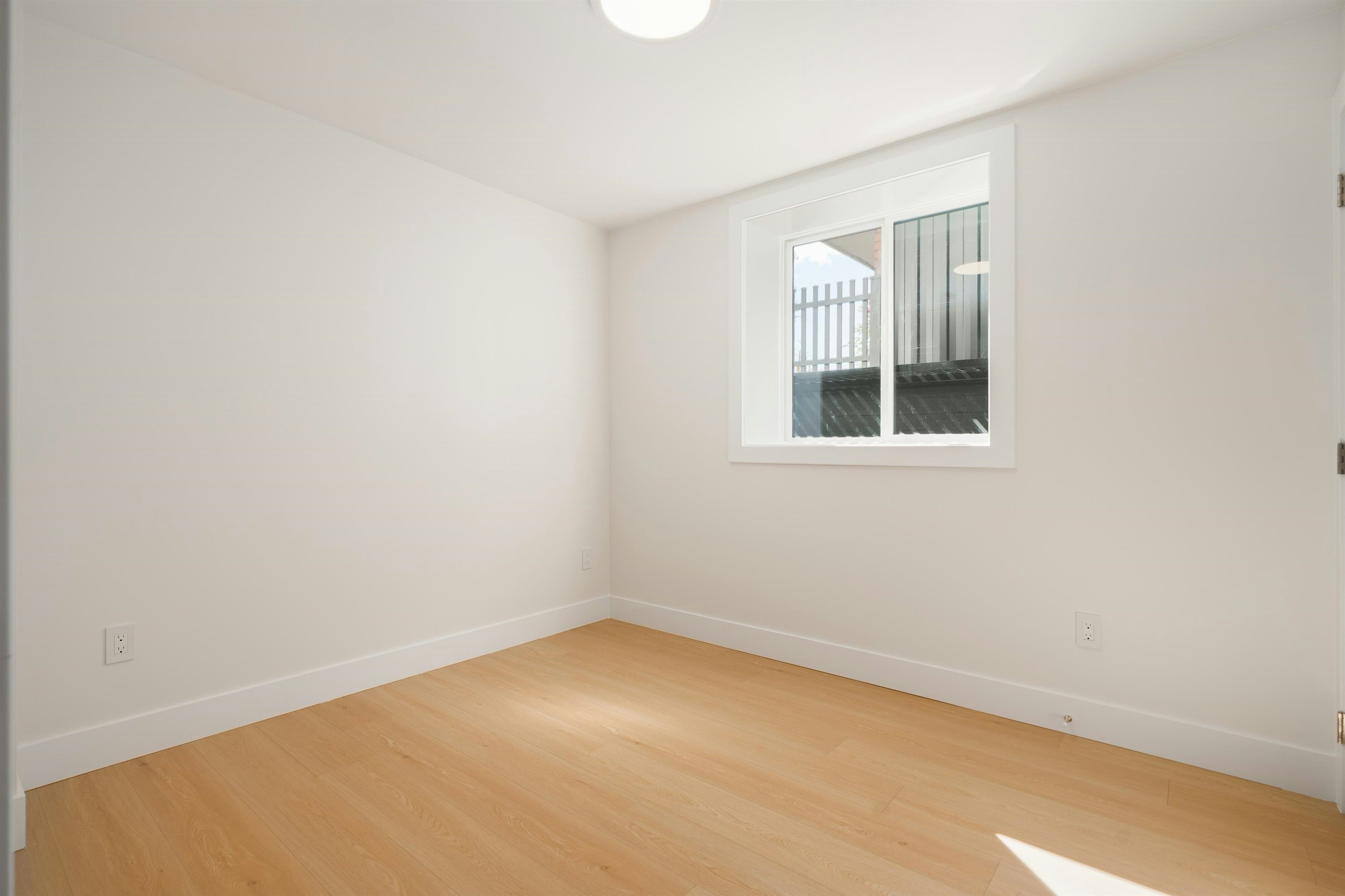 1-4331 Union Street, Burnaby, BC, V5C 2X5 - 26