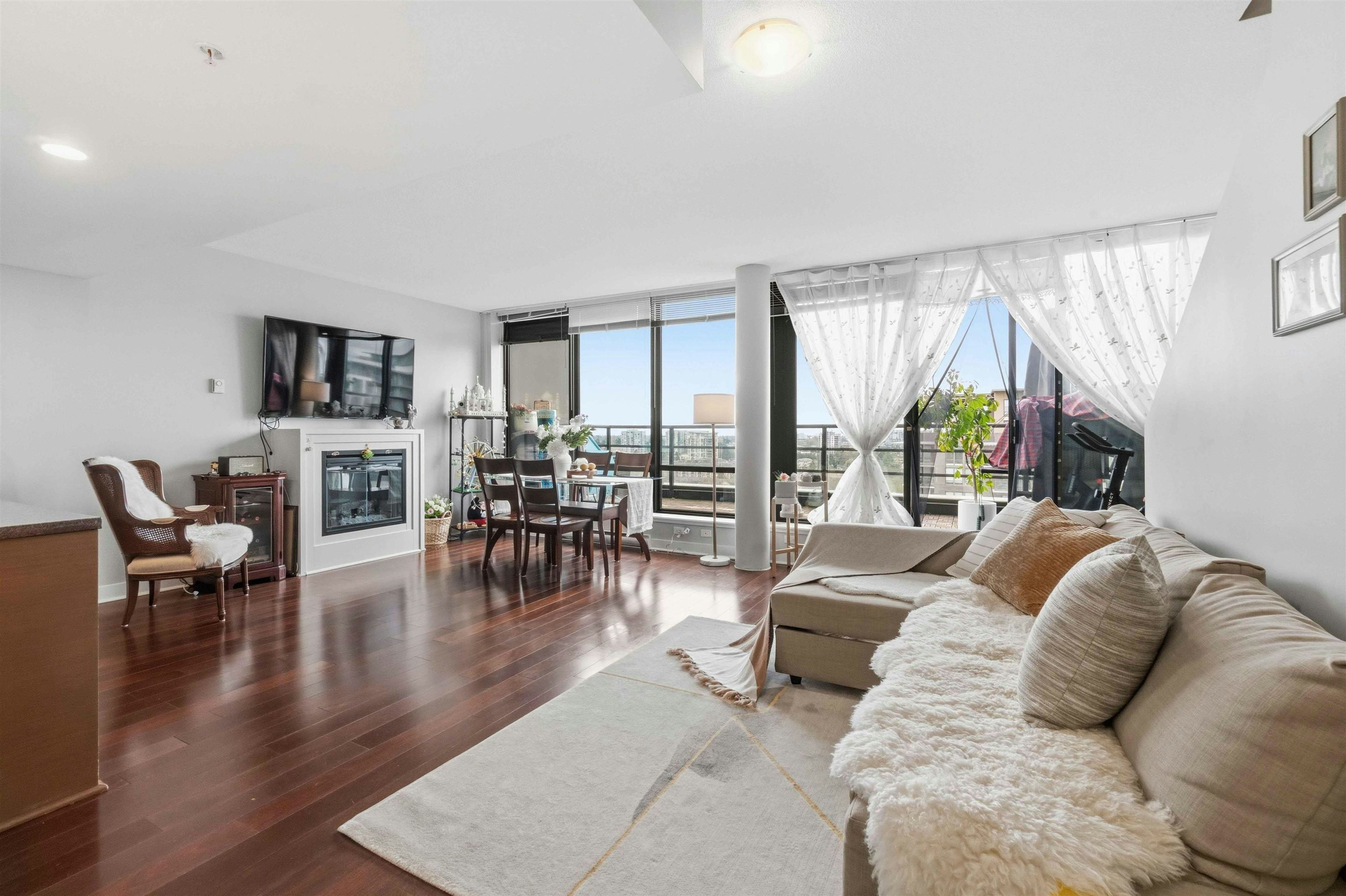 1805-6333 Katsura Street - 5