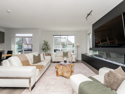 108-3500 Burke Village Promenade - 2