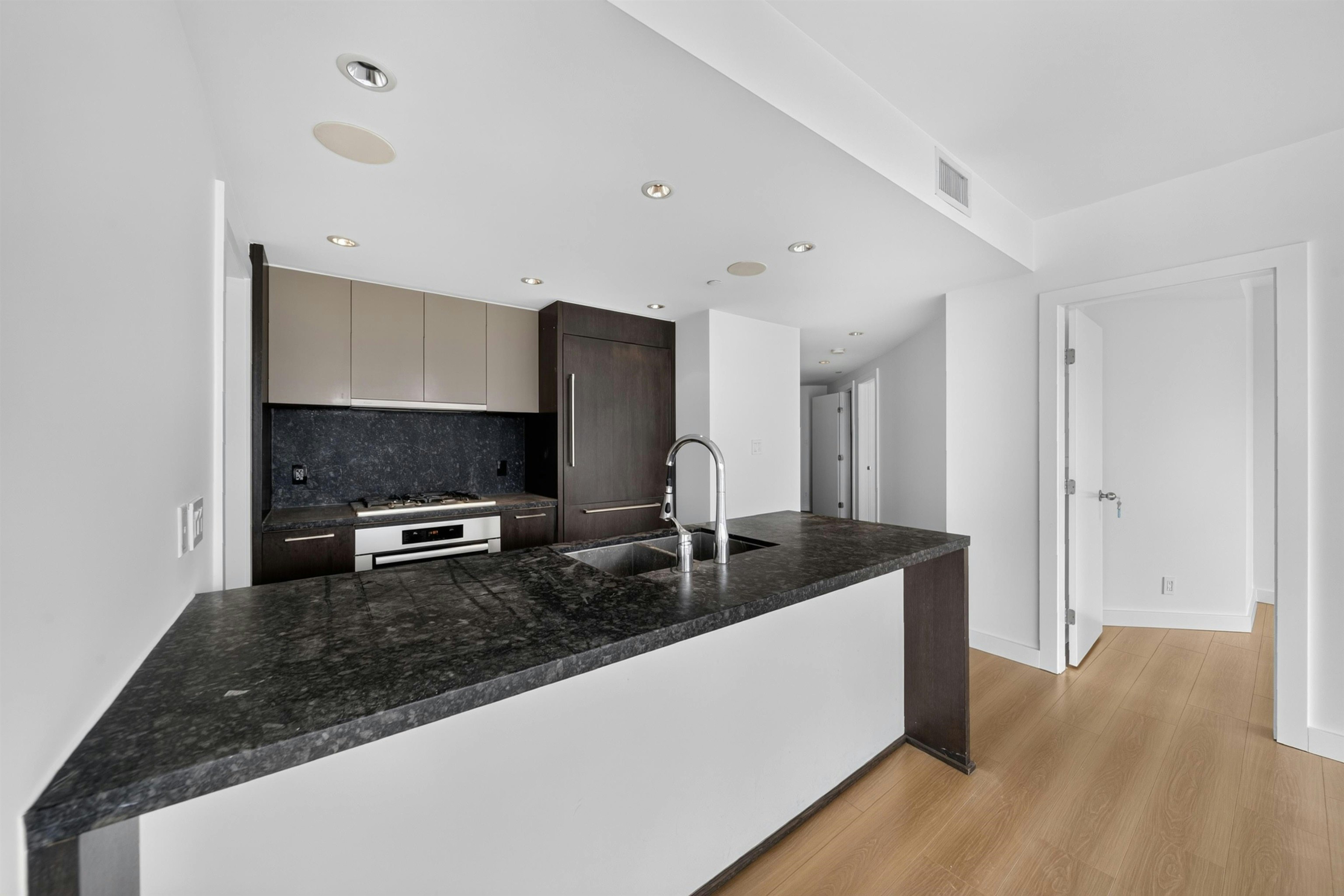 3508-1372 Seymour Street, Vancouver, BC, V6B 0L1 - 13