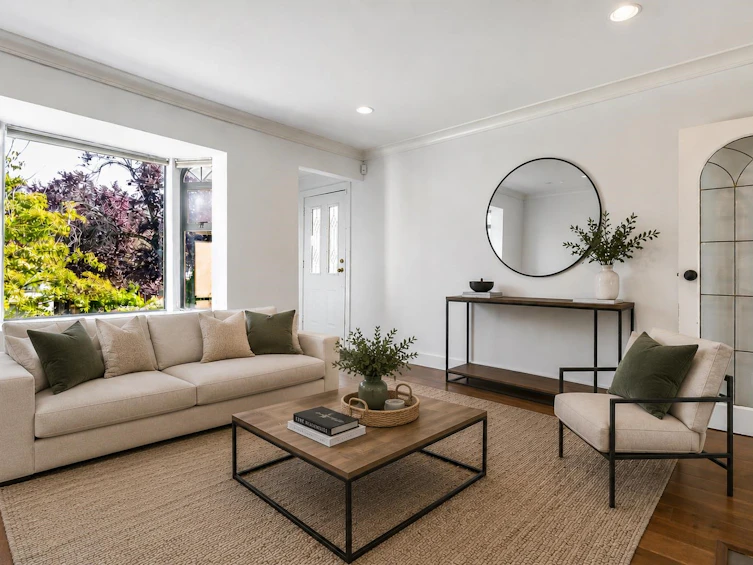 2576 Parker Street, Vancouver, BC, V5K 2T3 - 4
