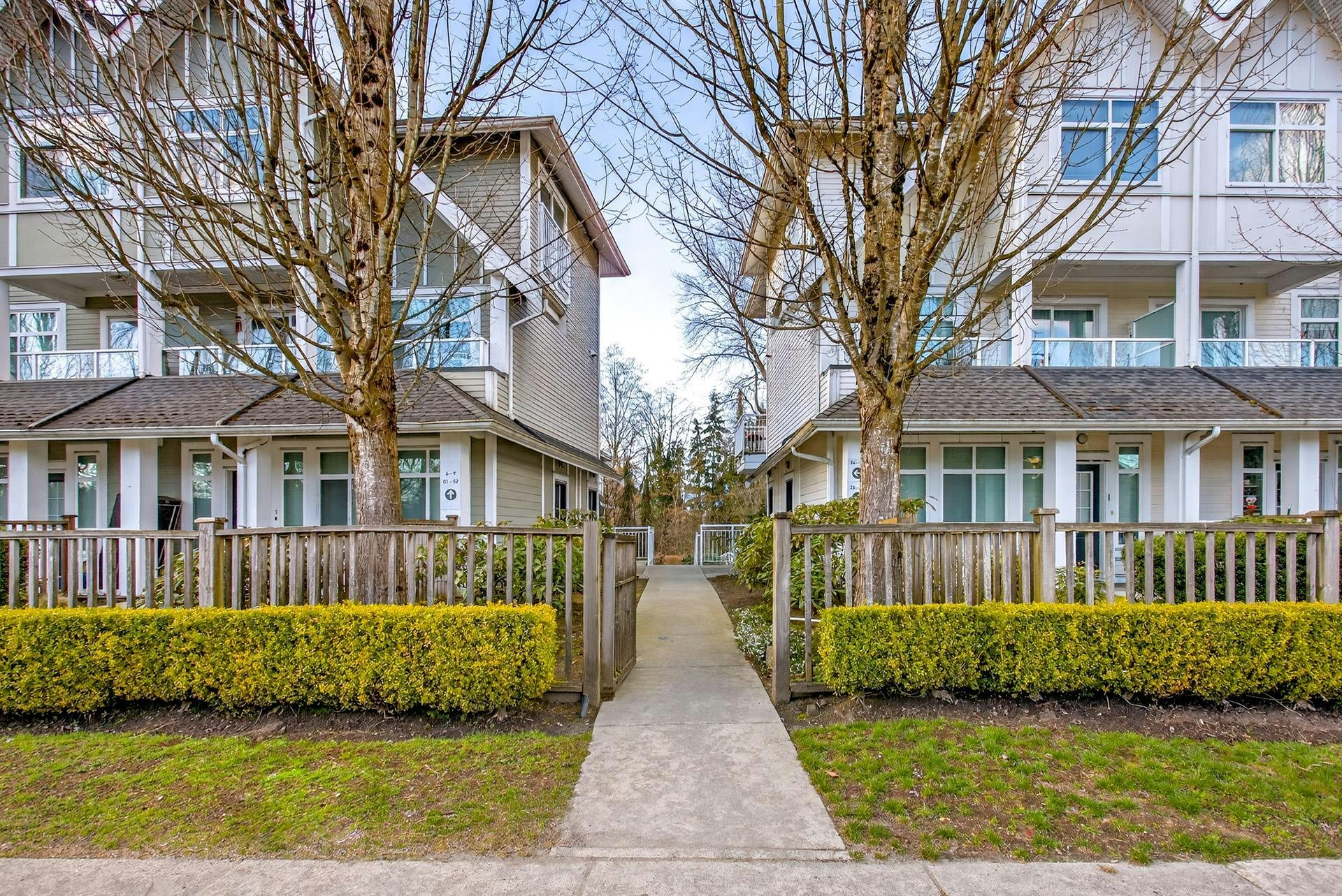 8-6965 Hastings Street - 2