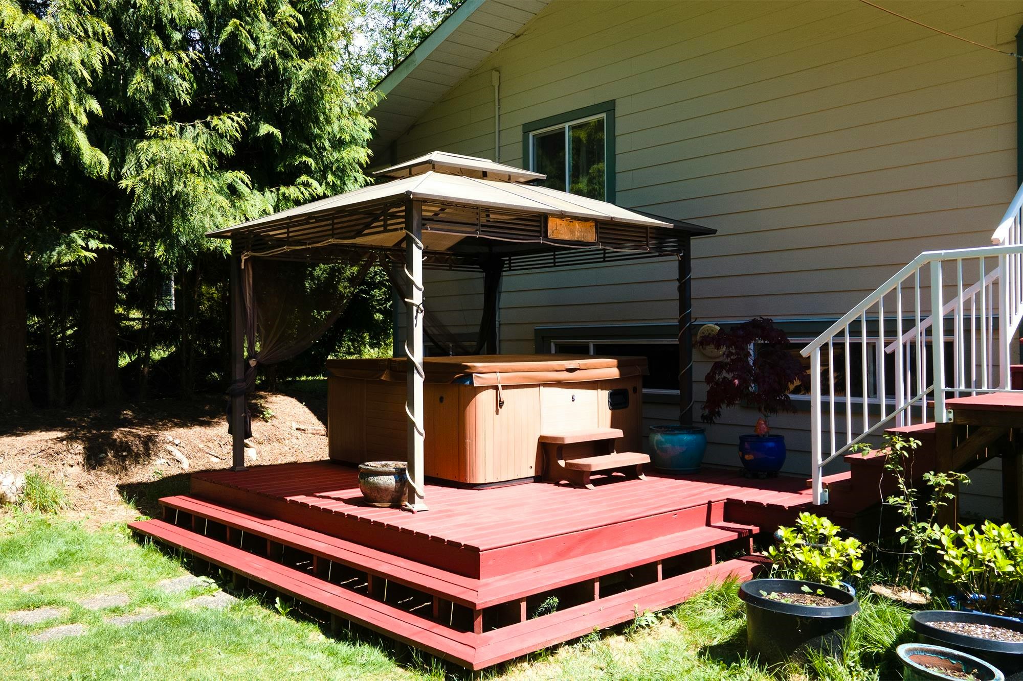 2556 Lower Road, Roberts Creek, BC, V0N 2W4 - 38