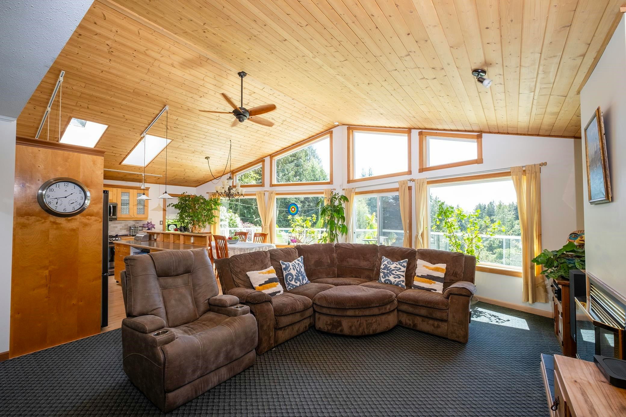 2556 Lower Road - 5