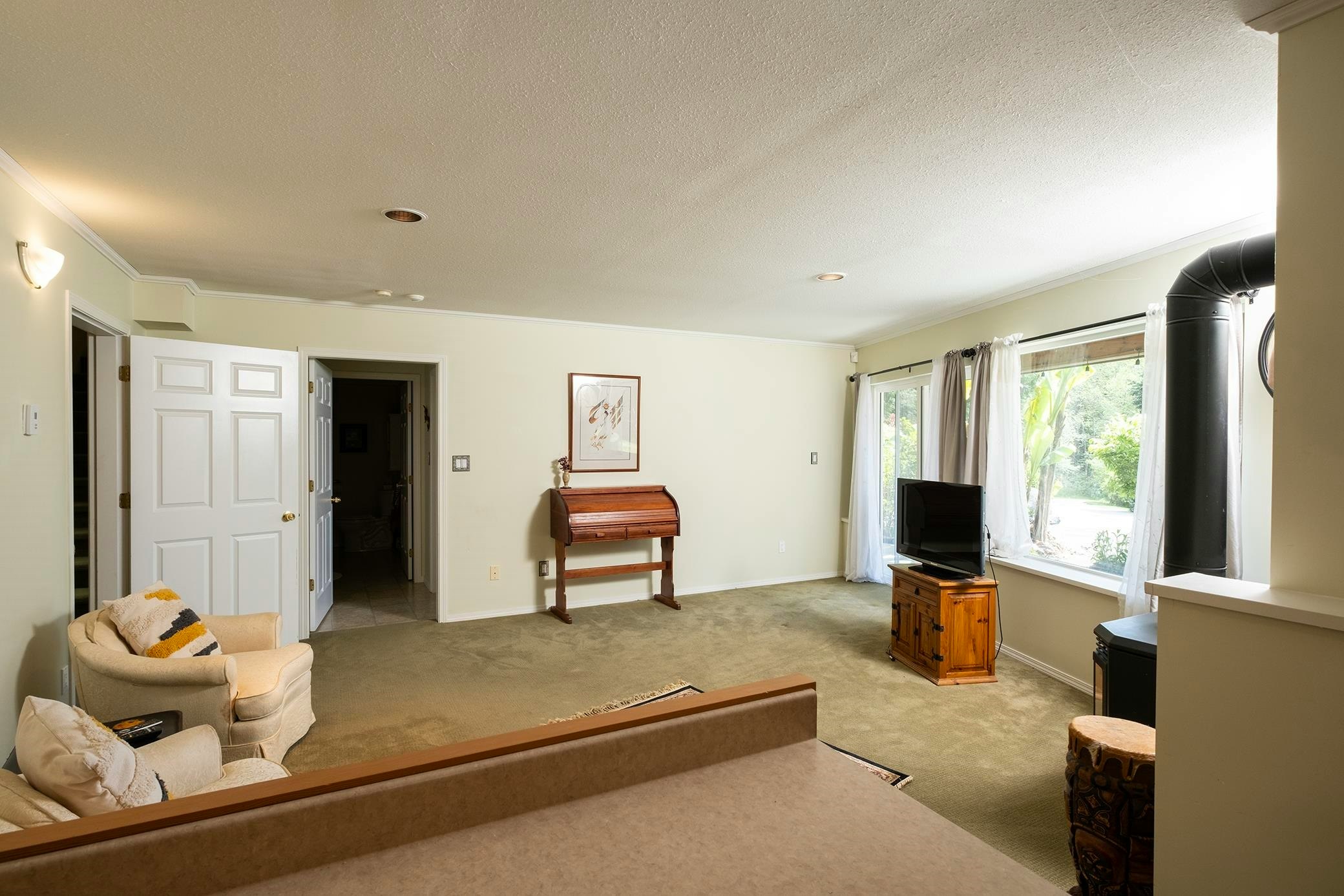 2556 Lower Road, Roberts Creek, BC, V0N 2W4 - 22