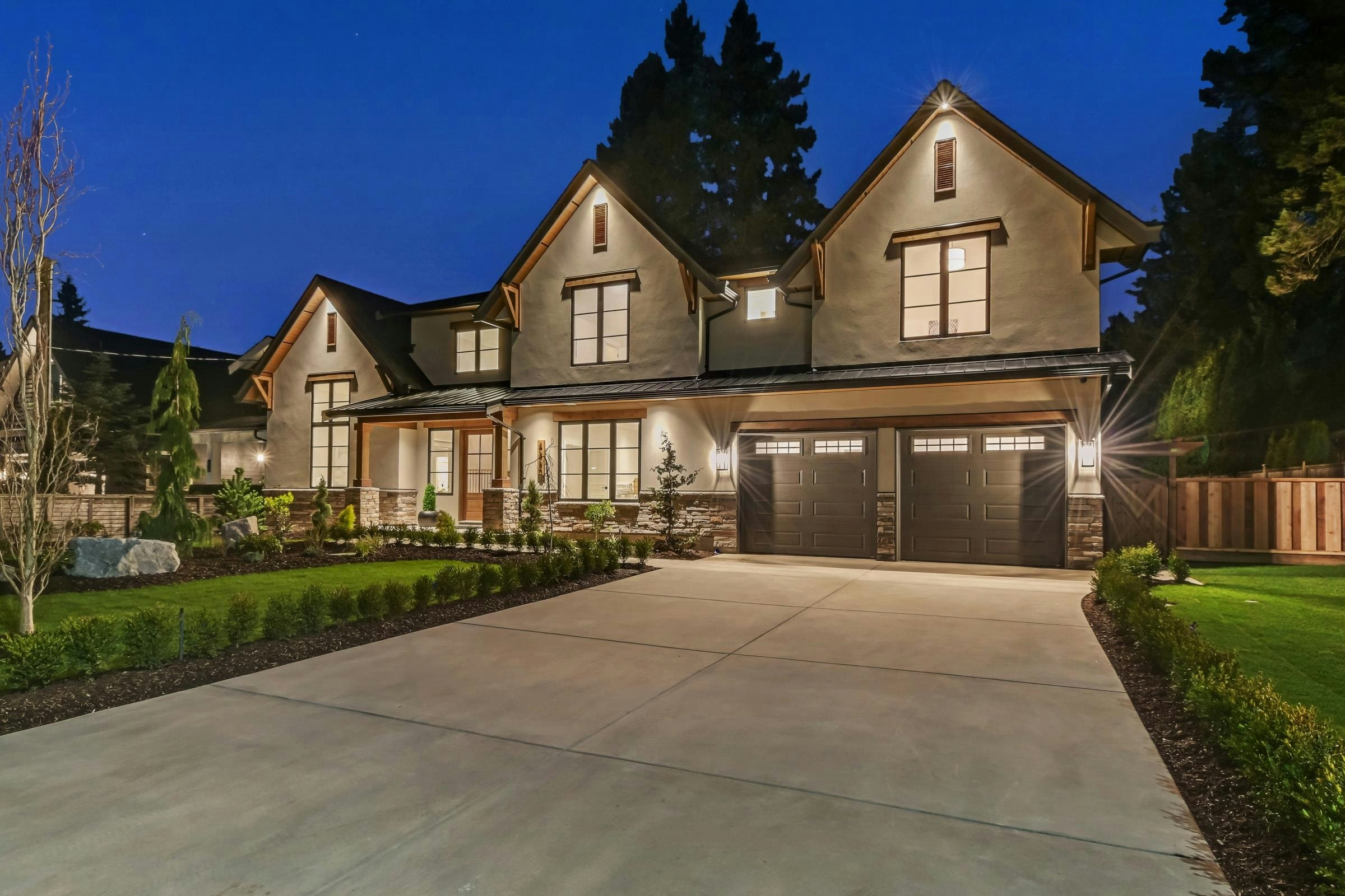 4560 198 Street, Langley, BC, V3A 1E8