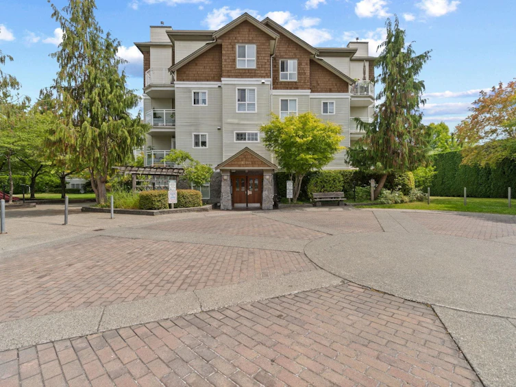 404-10186 155 Street, Surrey, BC, V3R 0R6 - 37